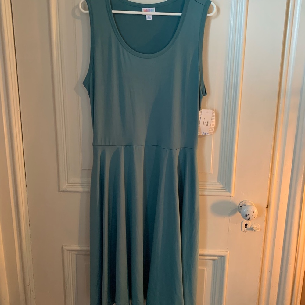 NWT LulaRoe sleeveless dress size XL